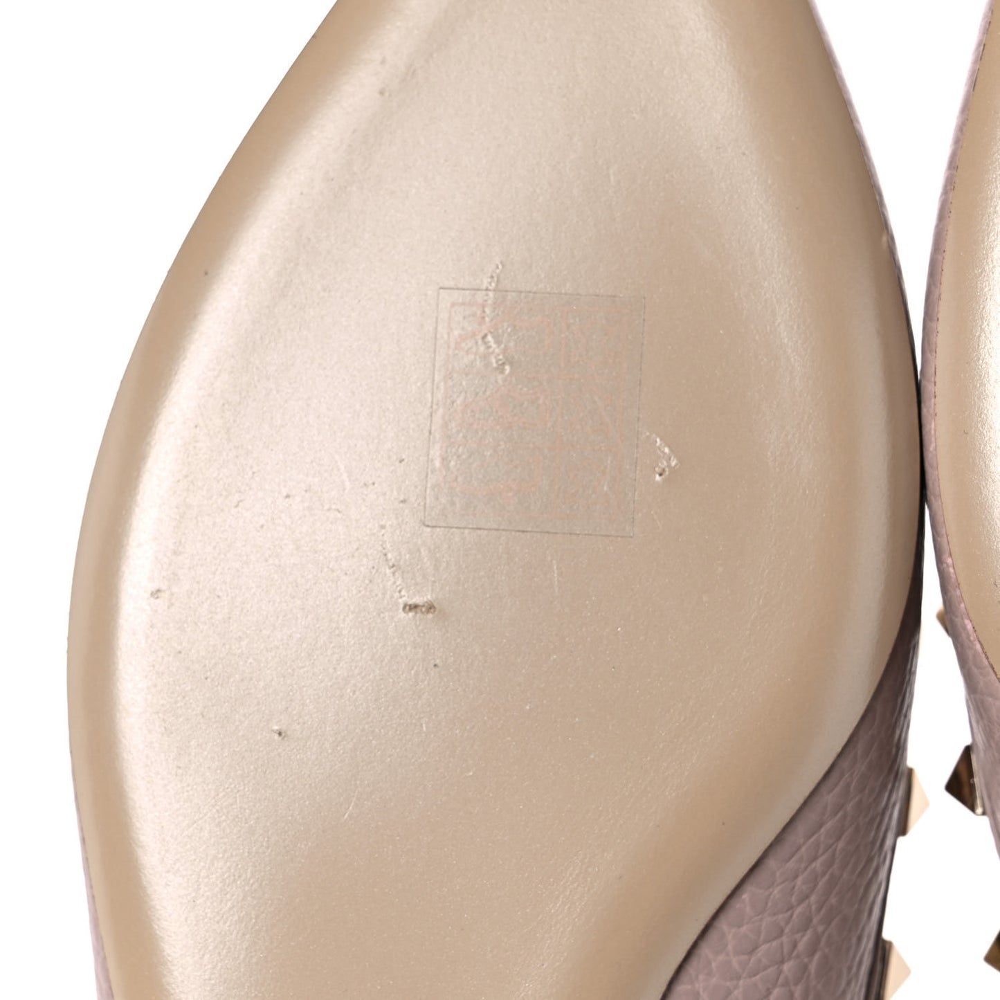 Pebbled Calfskin Rockstud Ballerina Flats 38 Poudre