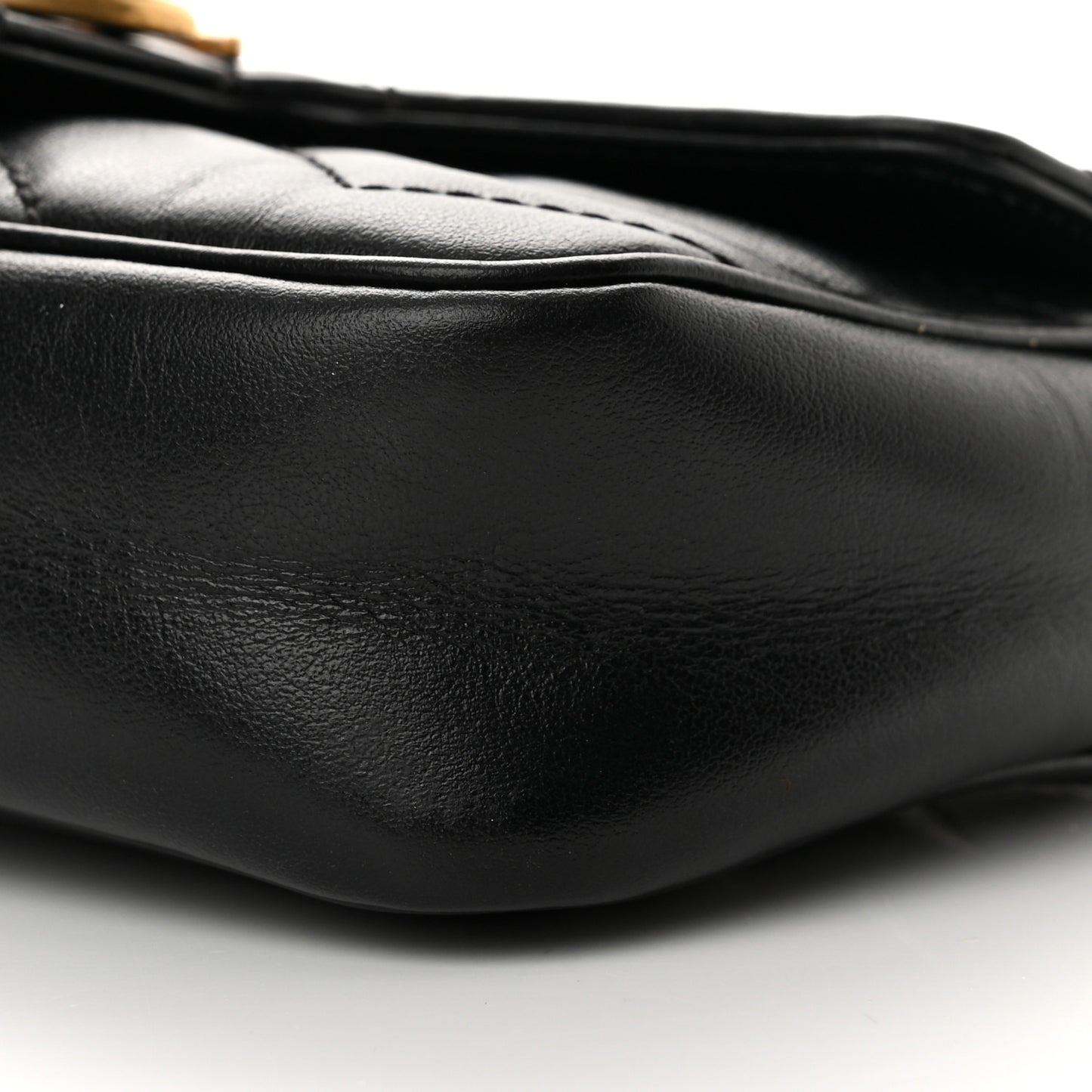 Calfskin Matelasse Super Mini GG Marmont Shoulder Bag Black