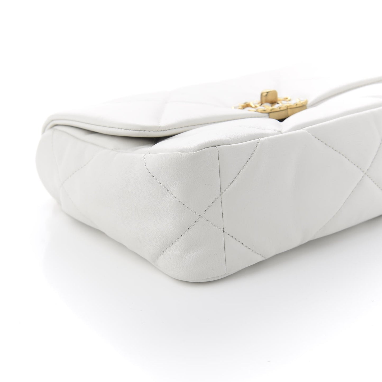 Goatskin Quilted Medium 19 Flap White