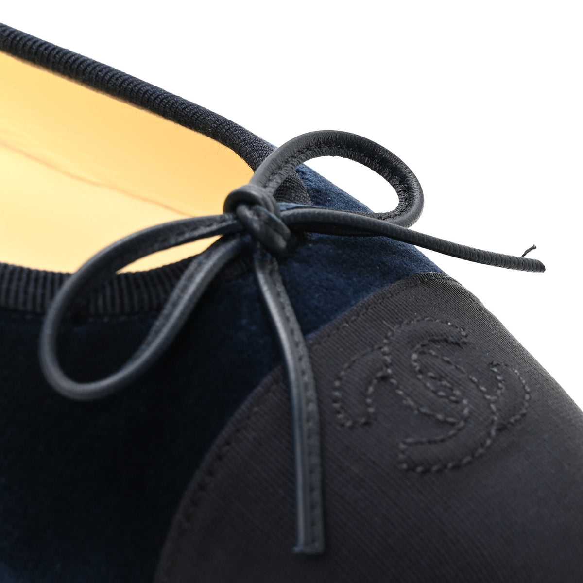 Chanel Velvet Grosgrain Cap Toe CC Ballerina Flats 37.5 Navy Black 9 of 10