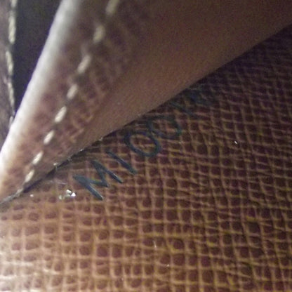 Louis Vuitton Monogram Sarah Wallet 7 of 7