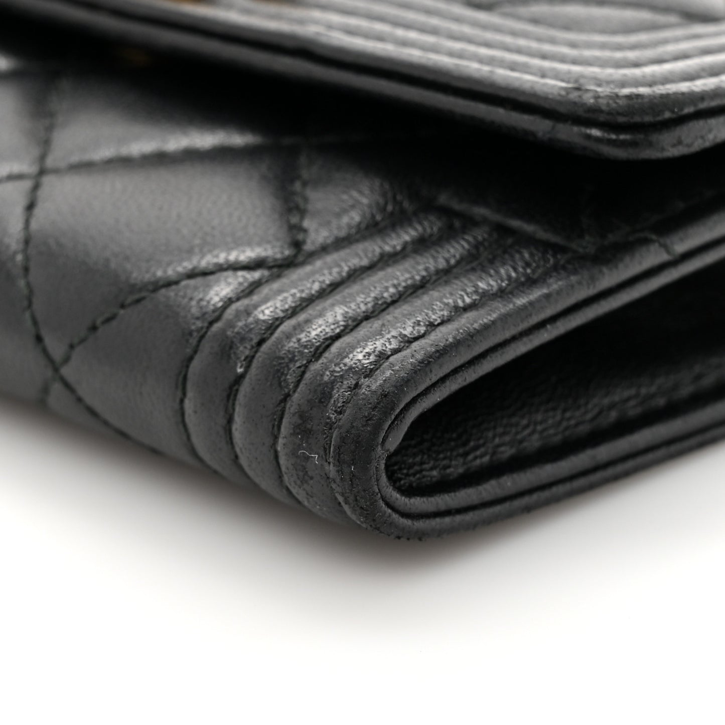 Lambskin Quilted Boy Flap Card Holder Black
