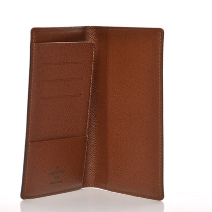 Louis Vuitton Monogram Passport Cover 5 of 7