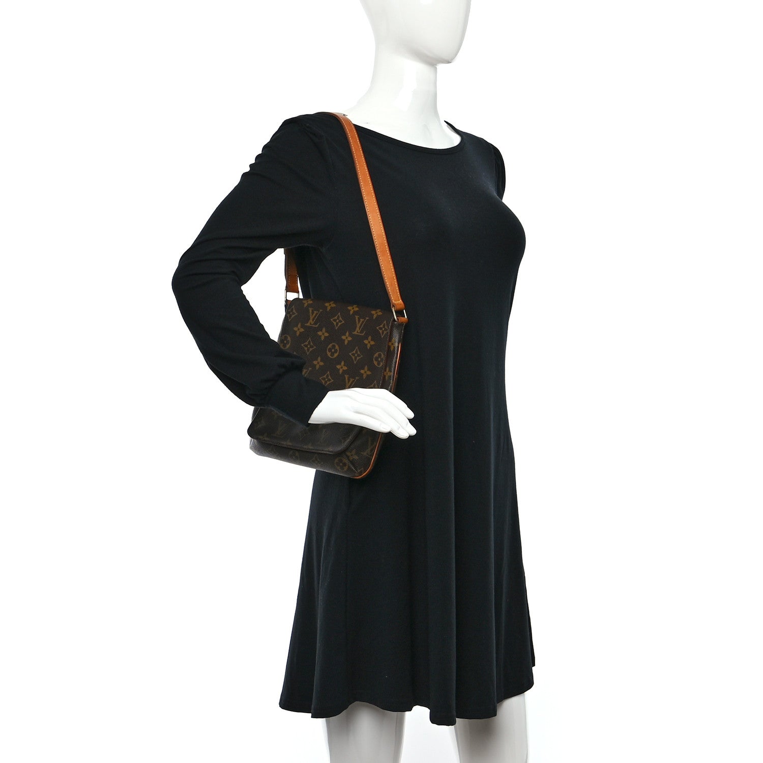 Louis Vuitton Monogram Musette Salsa 2 of 10