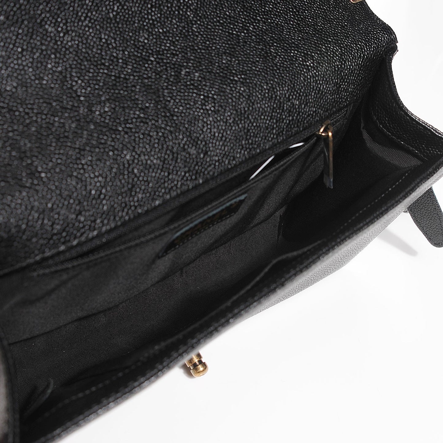 Caviar Quilted New Medium Boy Flap Black