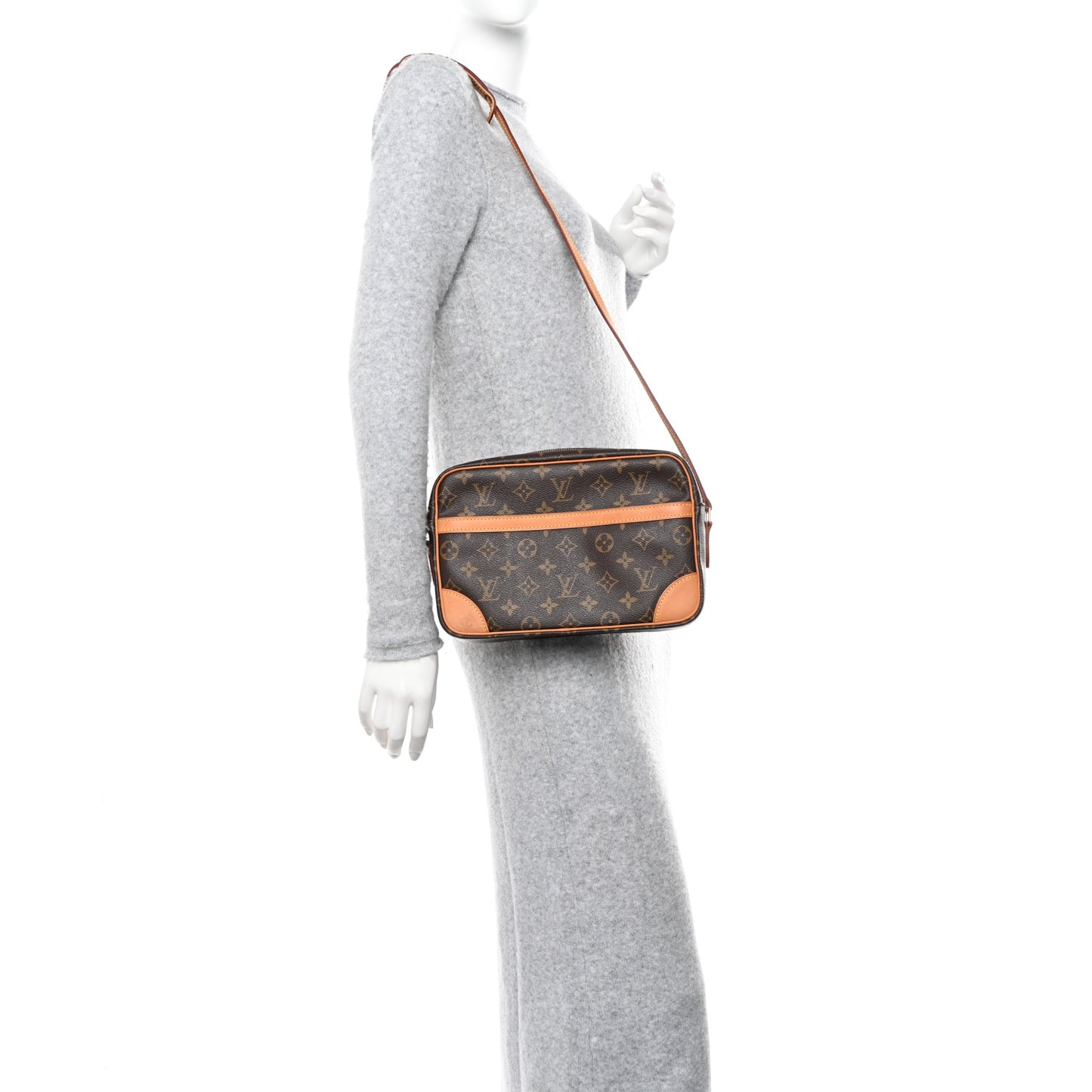 LOUIS VUITTON Monogram Trocadero 27