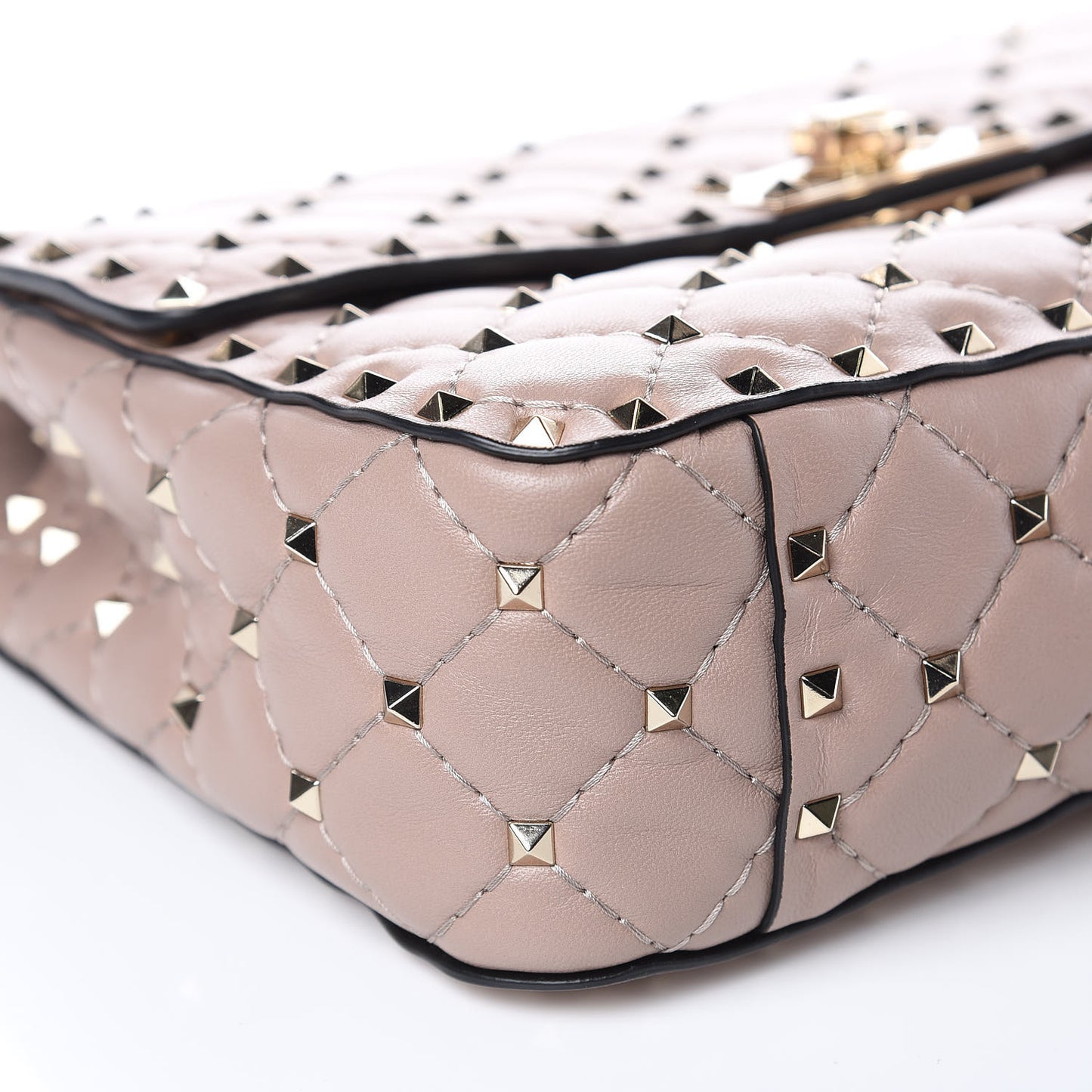 Lambskin Medium Rockstud Spike Shoulder Bag Poudre