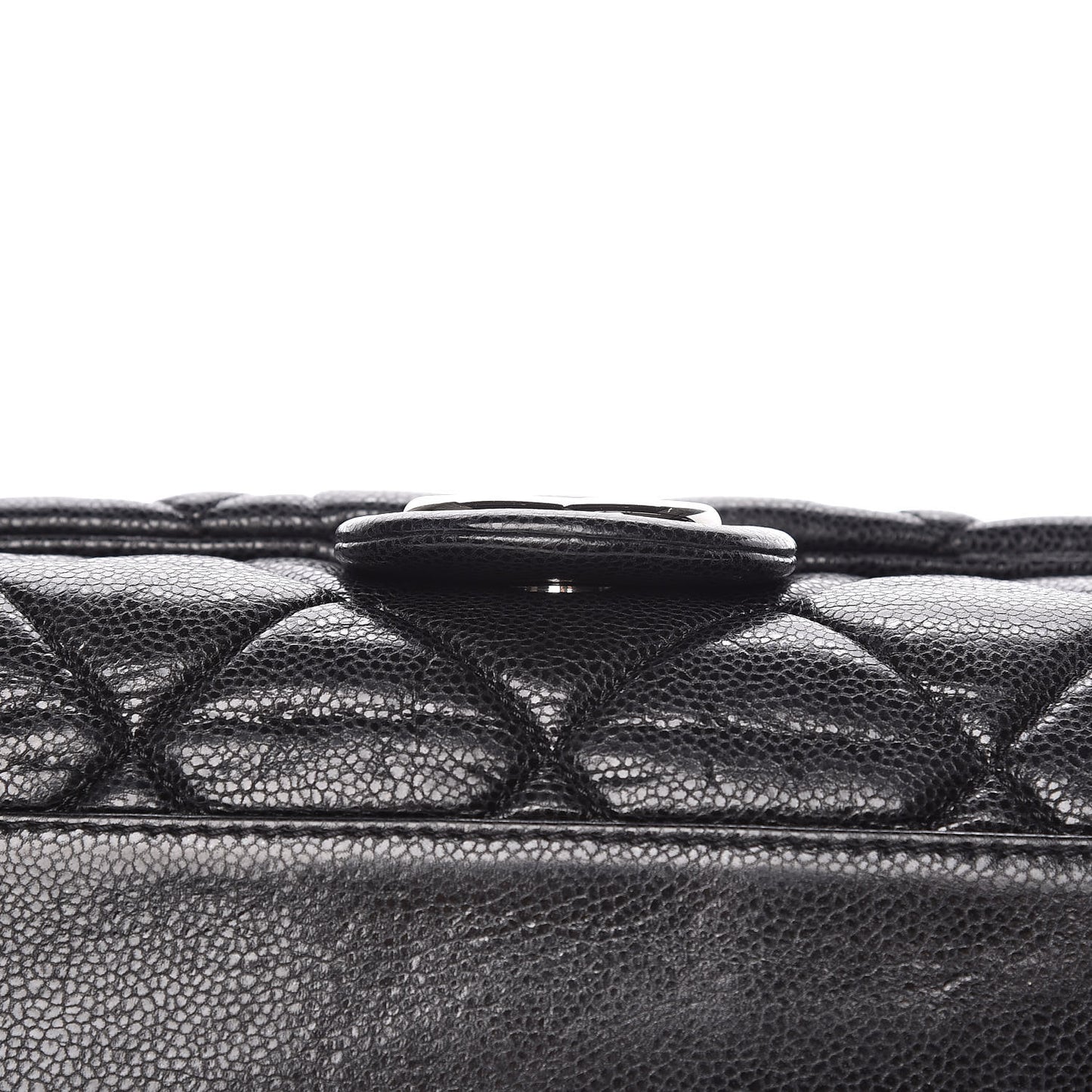 Glazed Caviar Medium Nature Flap Bag Black