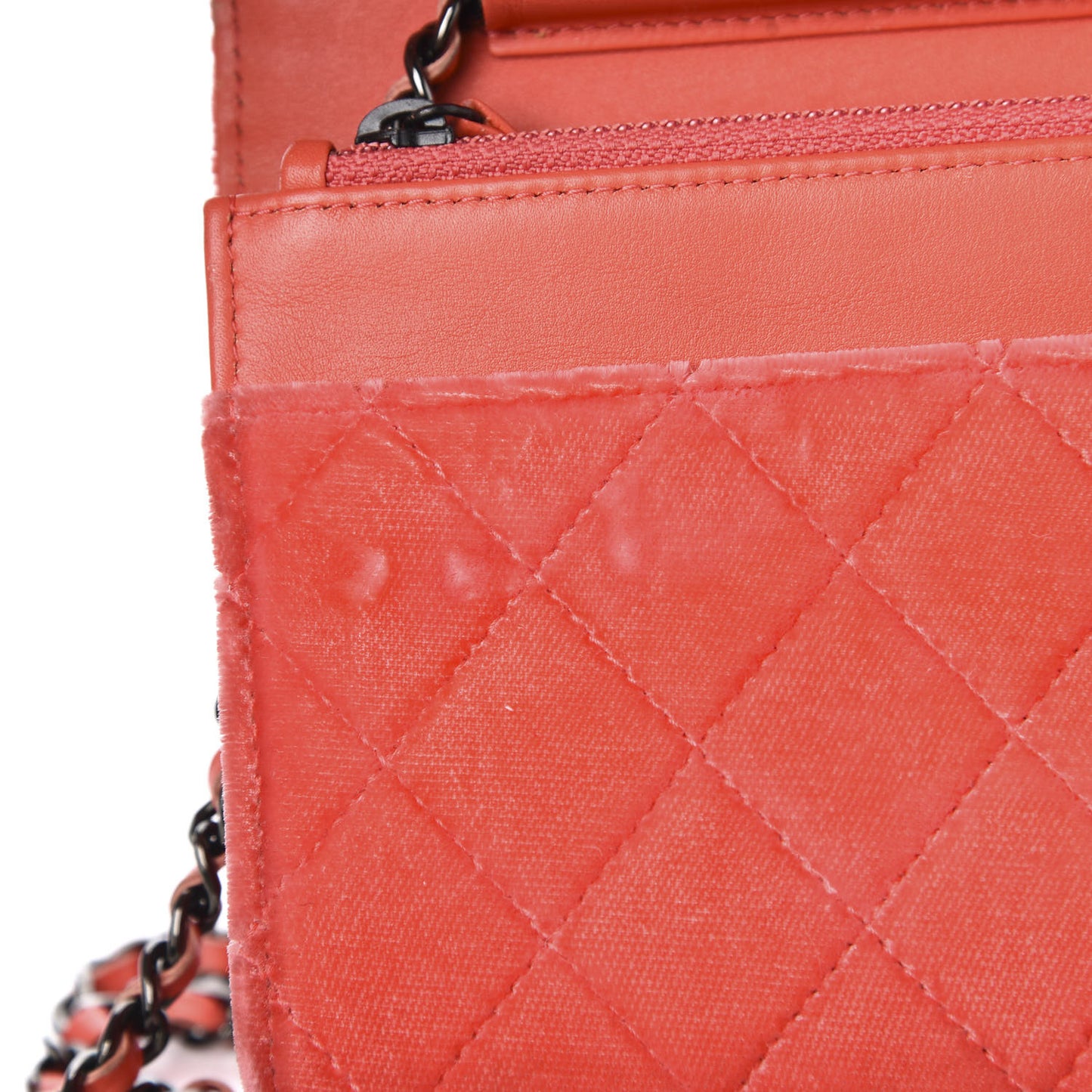 Velvet Classic Quilted Wallet On Chain WOC Coral
