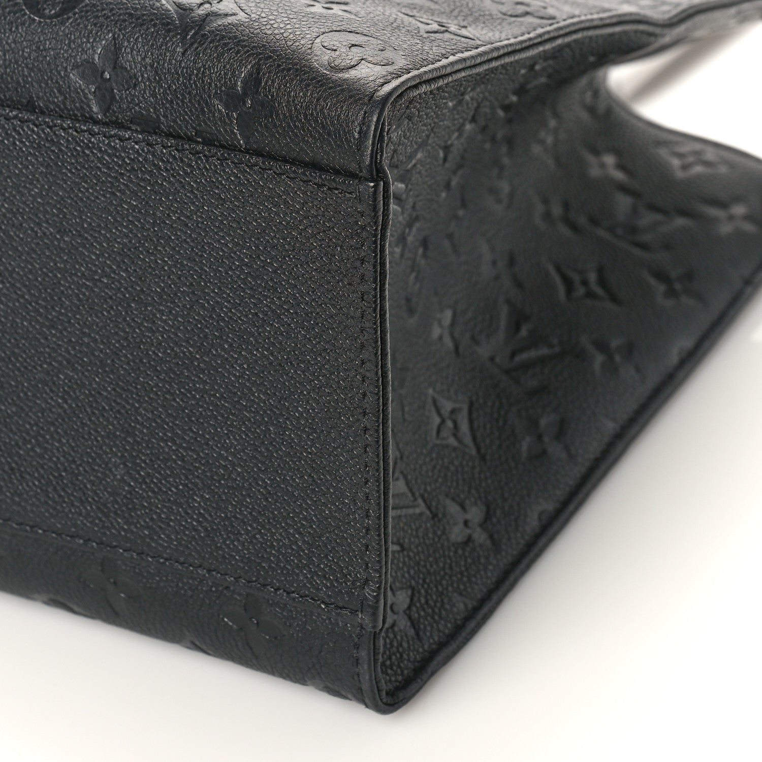 Louis Vuitton LV X YK Empreinte Inlaid Kusama Flowers Onthego MM Black 8 of 8