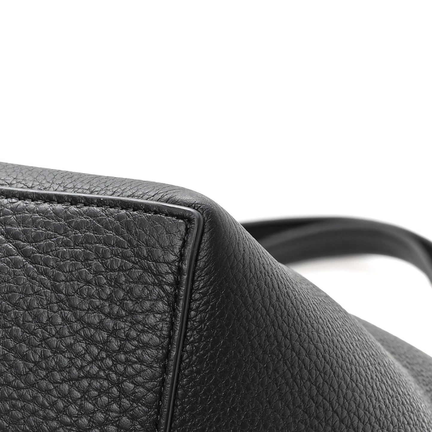Grained Calfskin Park Tote Three Black