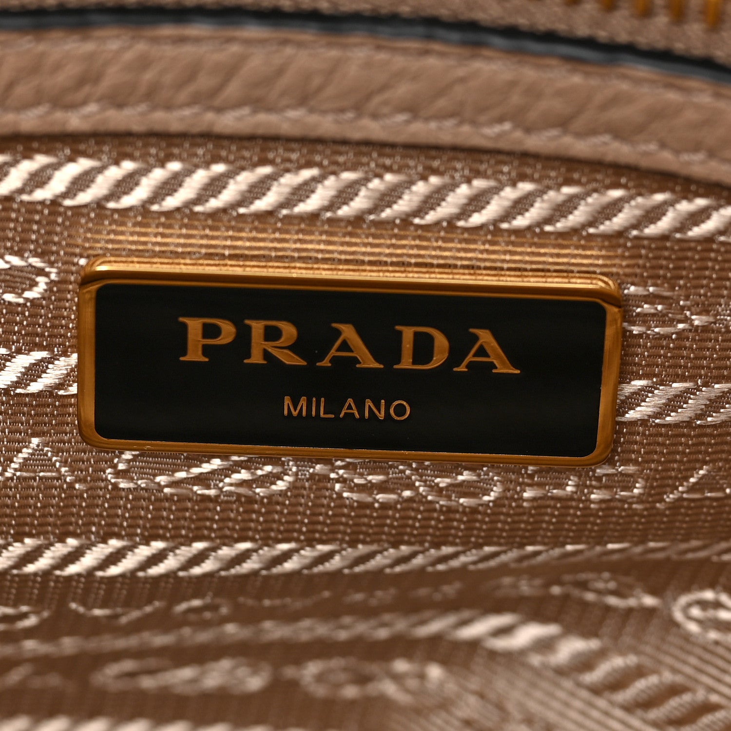 Prada Vitello Phenix Bauletto Cammeo 6 of 8