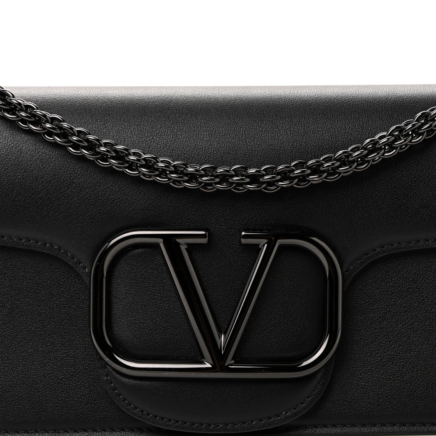 Valentino Garavani Calfskin Monochrome Vlogo Loco Shoulder Bag Black 8 of 10