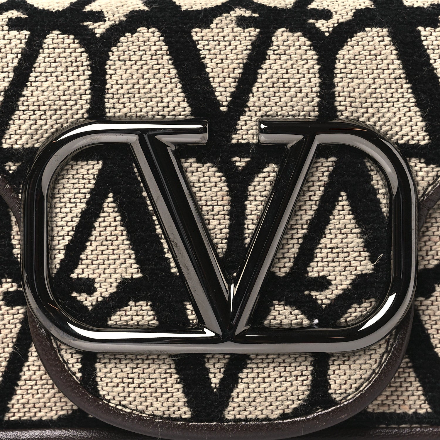 Valentino Garavani Toile Iconographe Goatskin Vlogo Mini Loco Shoulder Bag Beige Black 7 of 10