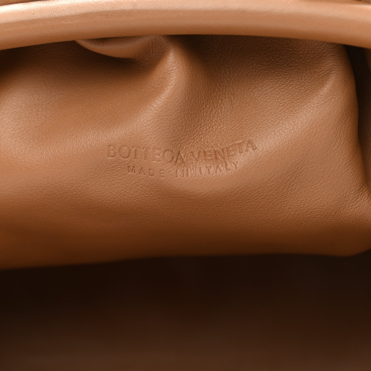Bottega Veneta Smooth Butter Calf The Pouch Oversized Clutch Cammello 6 of 10