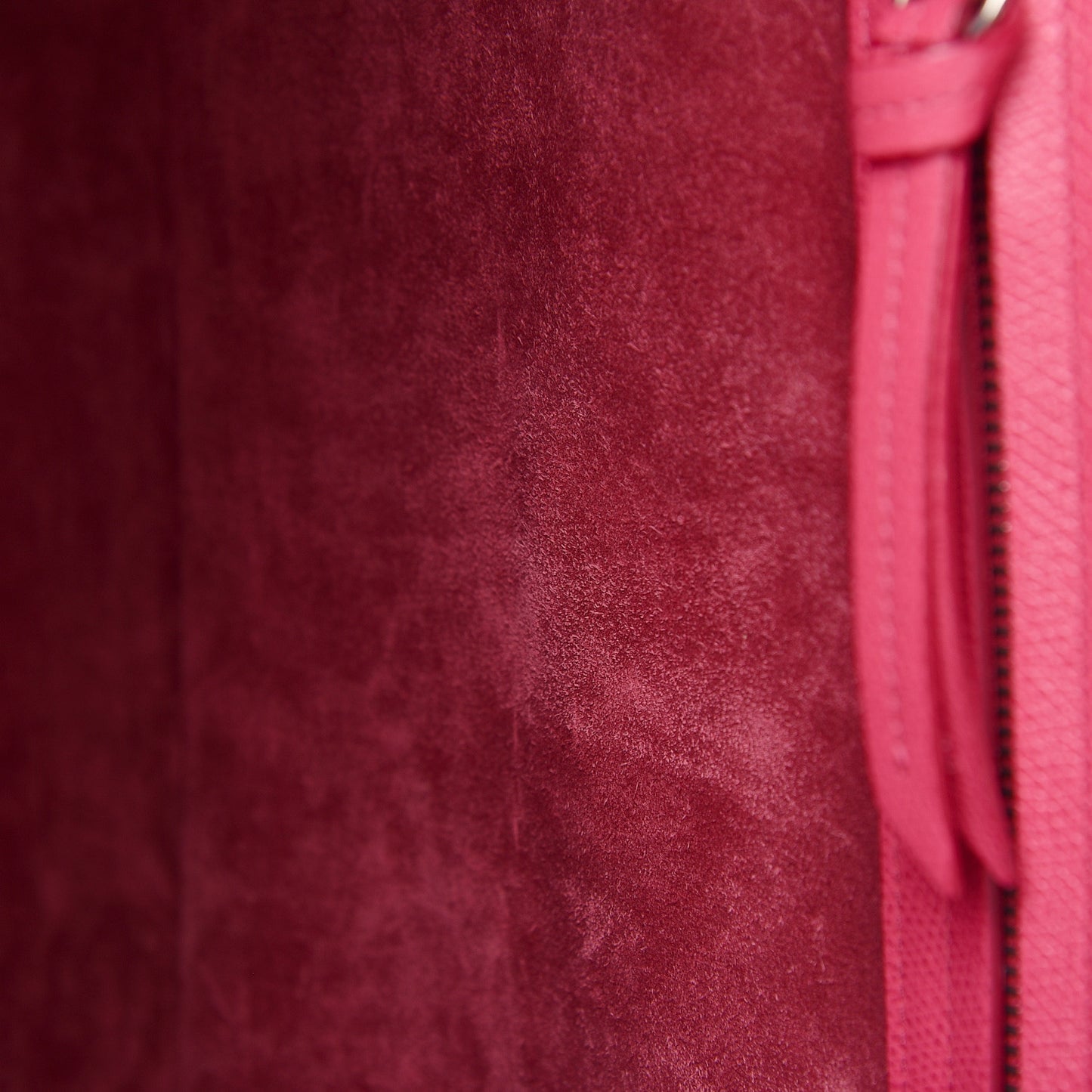Supple Calfskin Medium Phantom Luggage Fuchsia