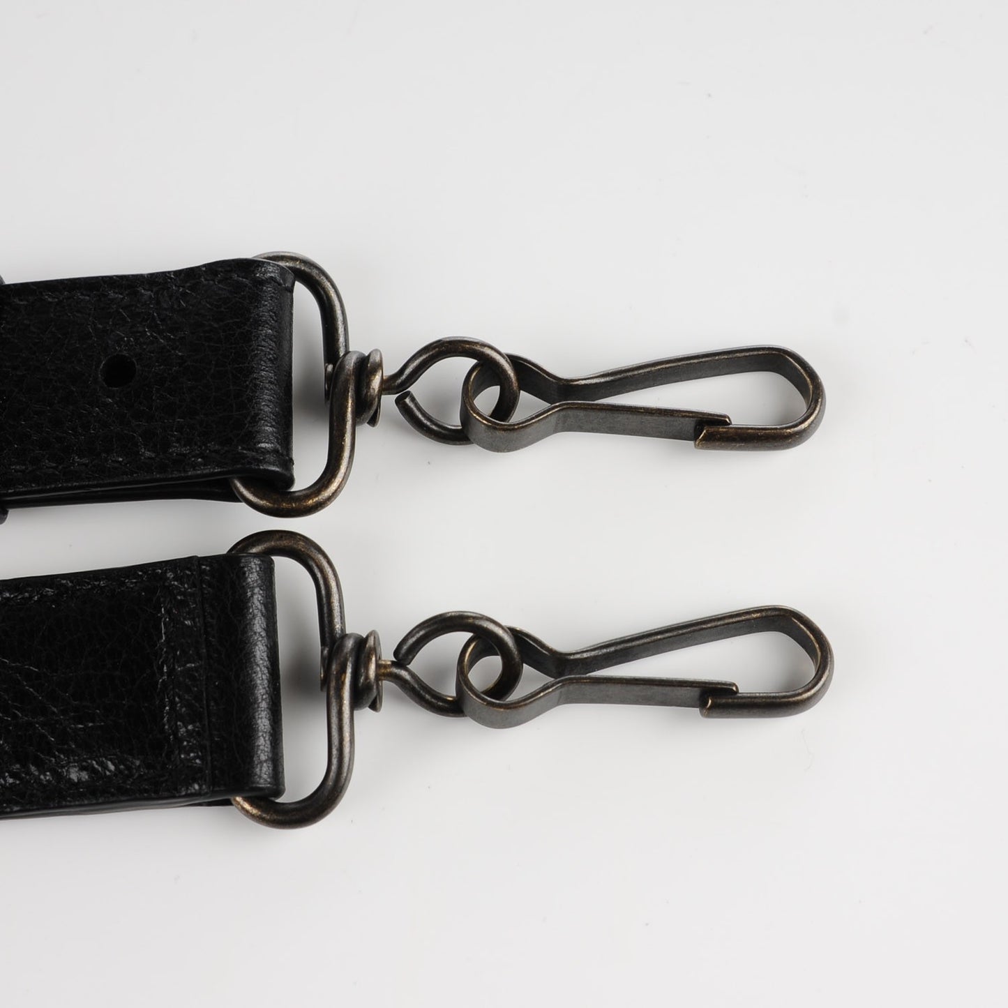 Agneau Classic Hardware Velo Black