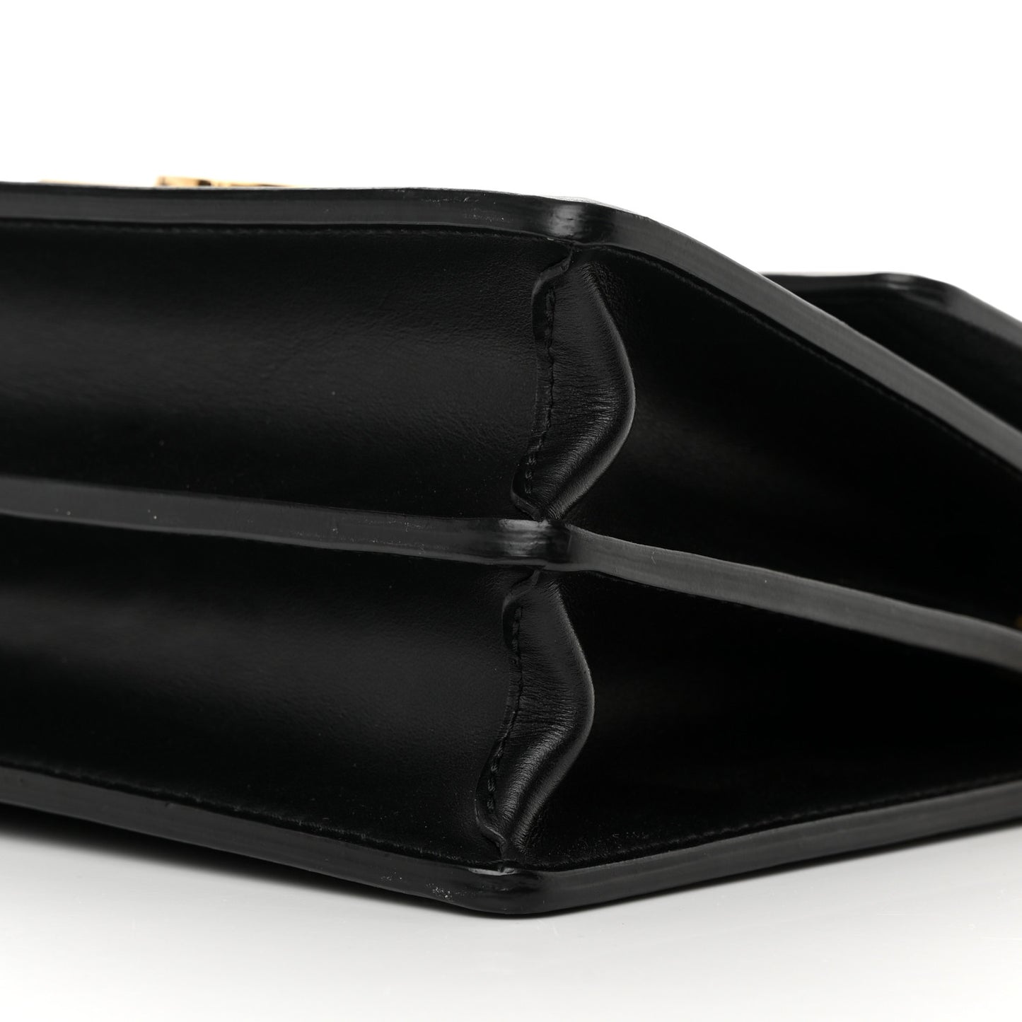 Epi Dauphine MM Black