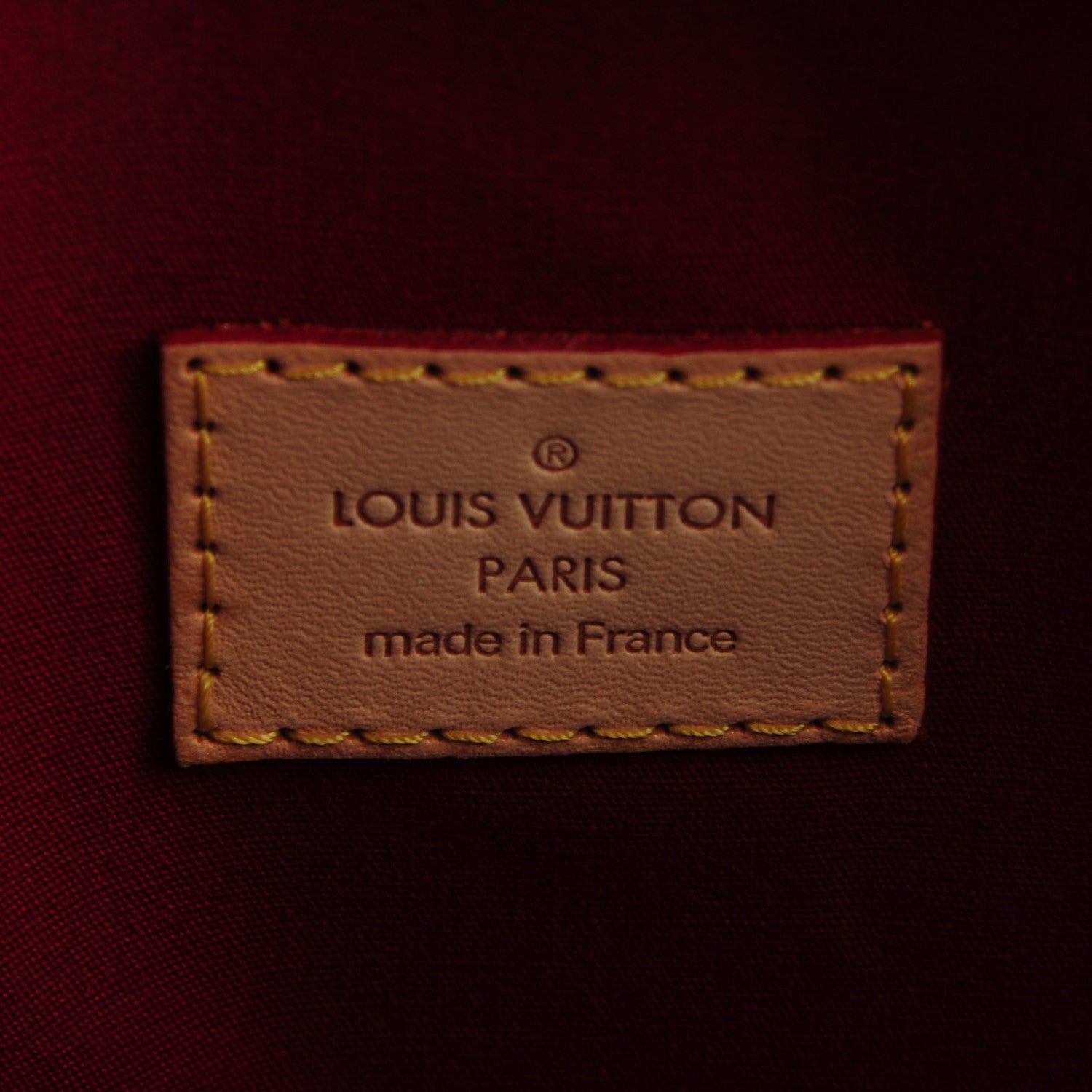Louis Vuitton Vernis Brentwood Pomme D'Amour 6 of 7