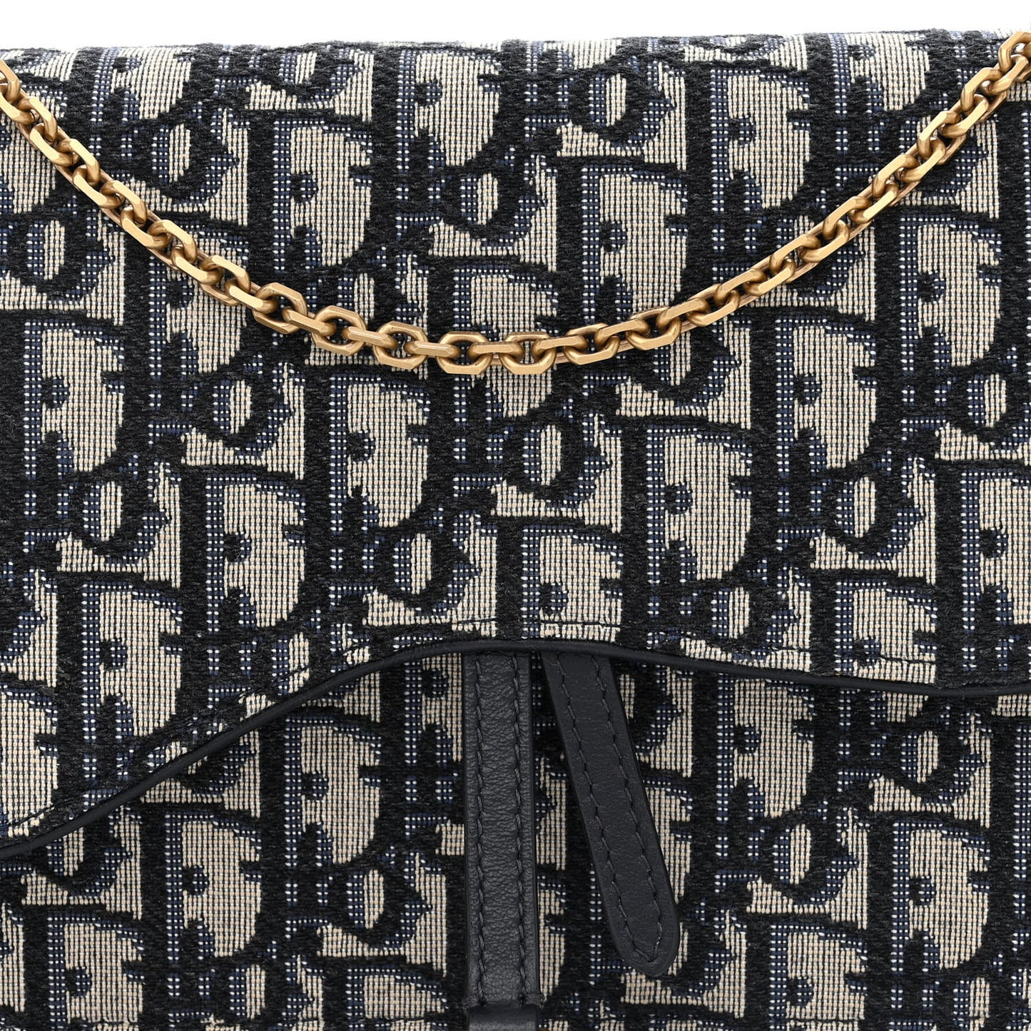 Oblique Saddle Chain Pouch Blue