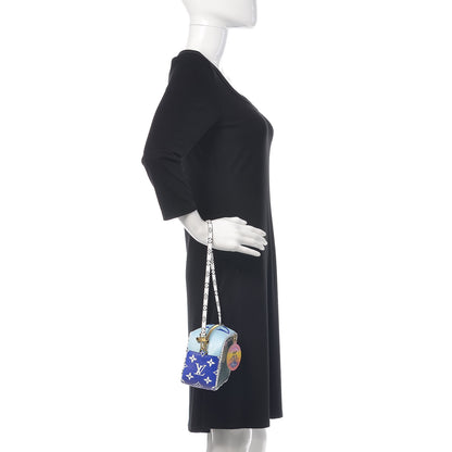 Louis Vuitton Monogram Giant Hawaii Beach Pouch Blue 2 of 8