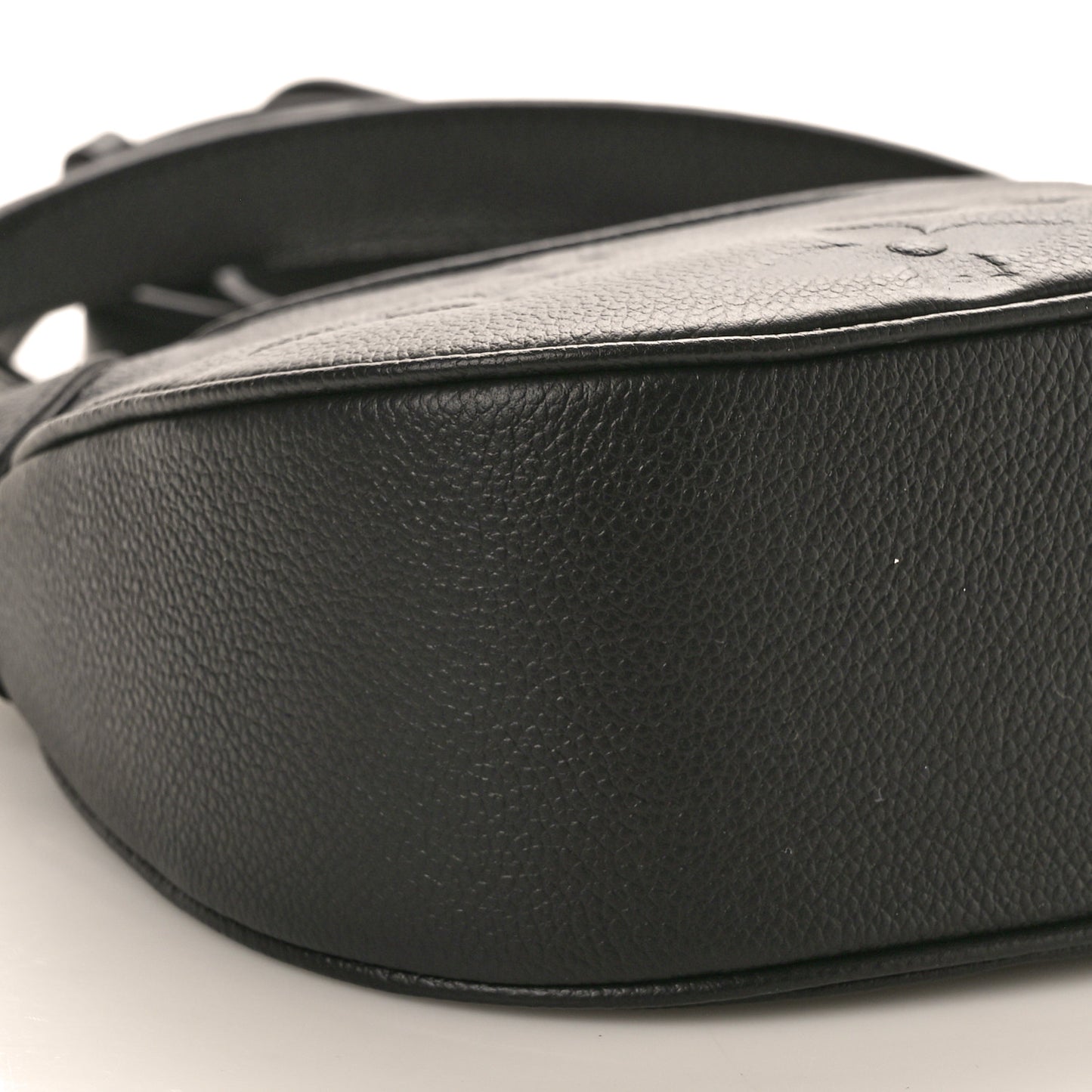 Empreinte Monogram Giant Bagatelle NM Black