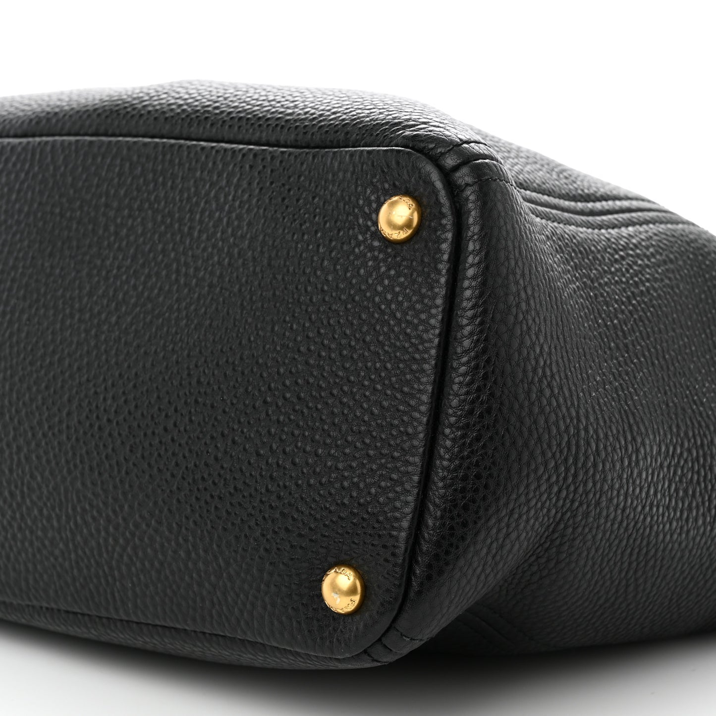 Vitello Daino Side Pocket Tote Black
