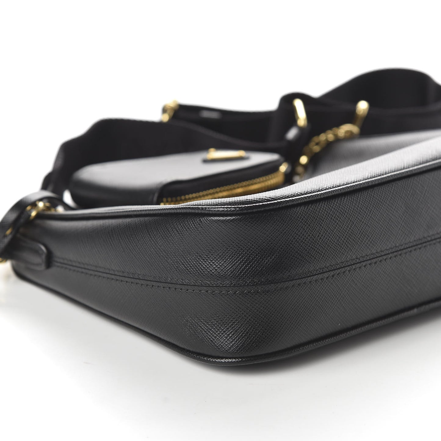Saffiano Lux Re-Edition 2005 Shoulder Bag Black