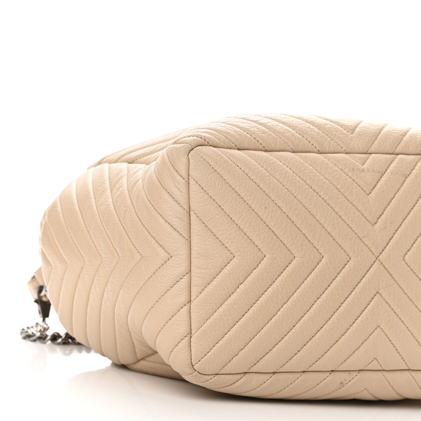 Deerskin Chevron Large CC Chain Bucket Drawstring Bag Beige