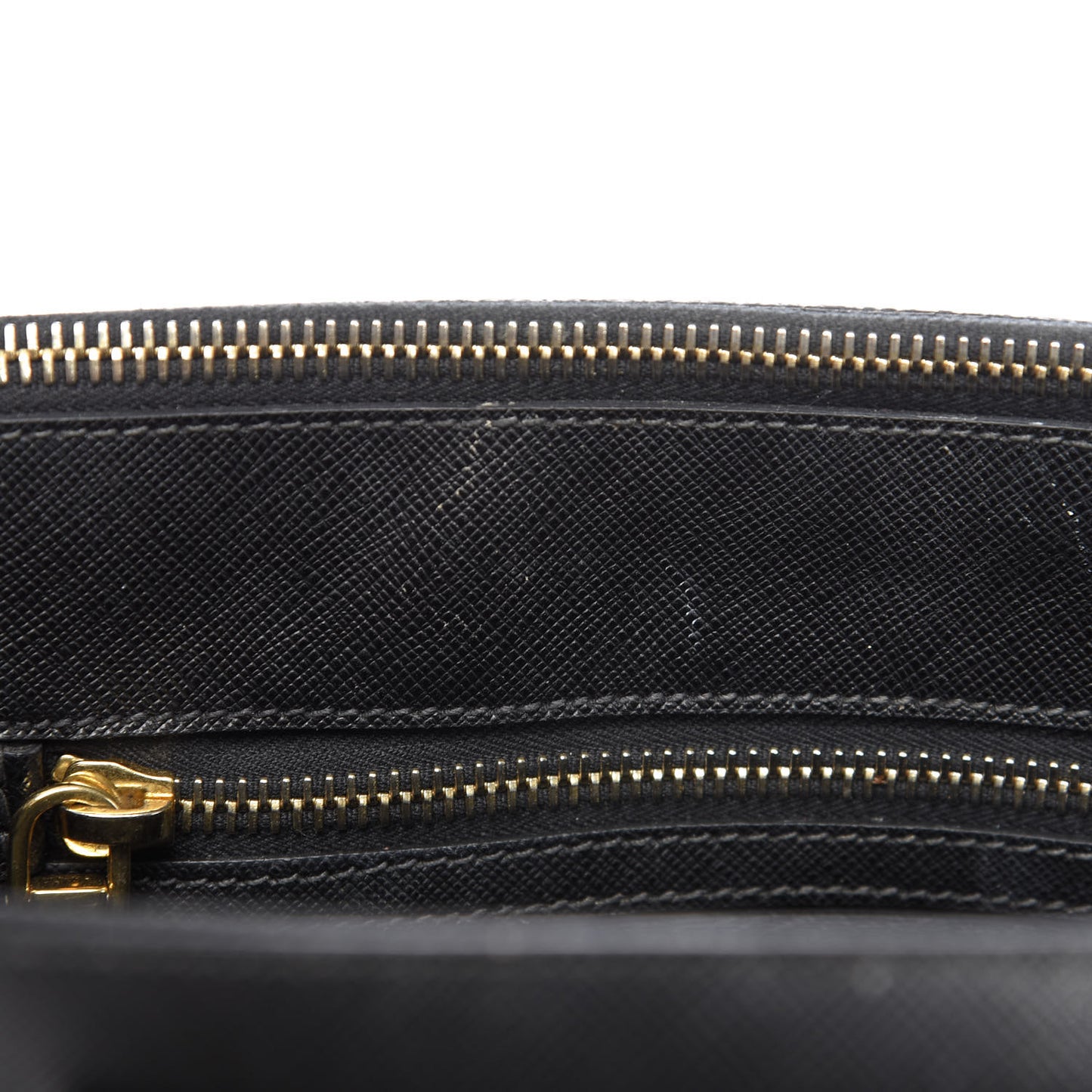 Saffiano Medium Galleria Double Zip Tote Black