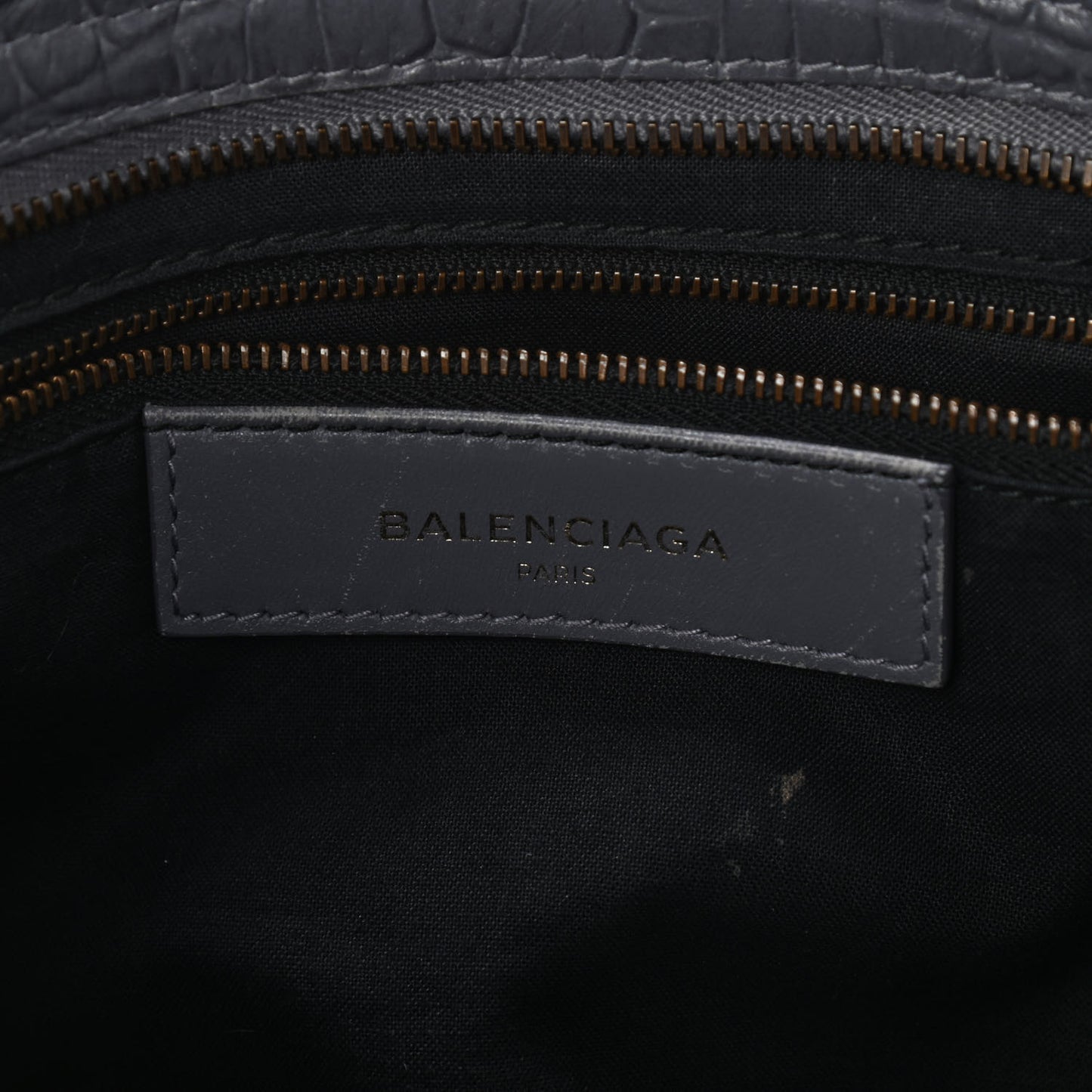 Calfskin Crocodile Embossed Classic Hardware City Gris Beton