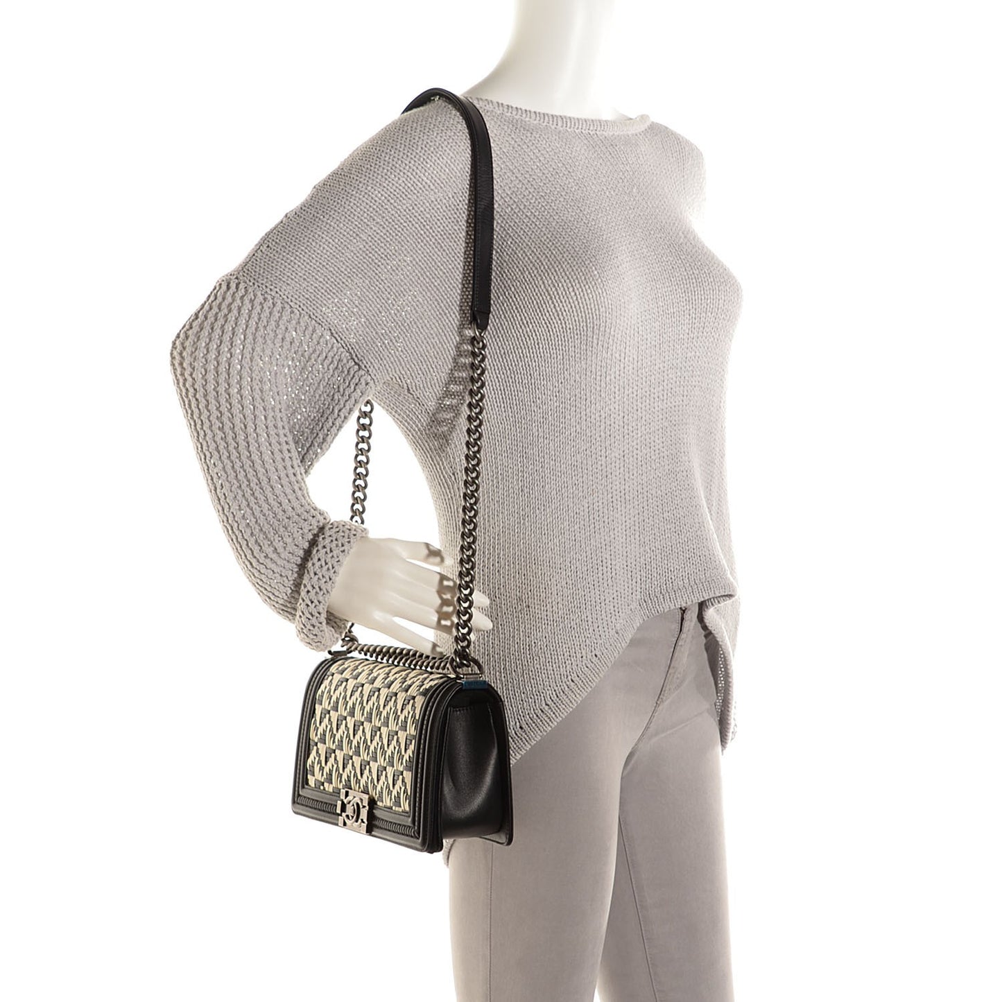 Calfskin Woven Medium Boy Flap Black White