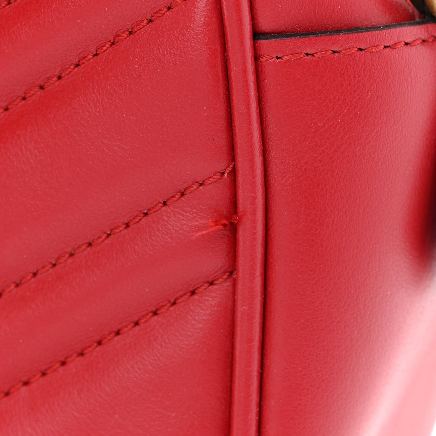 Calfskin Matelasse Small GG Marmont Chain Shoulder Bag Hibiscus Red