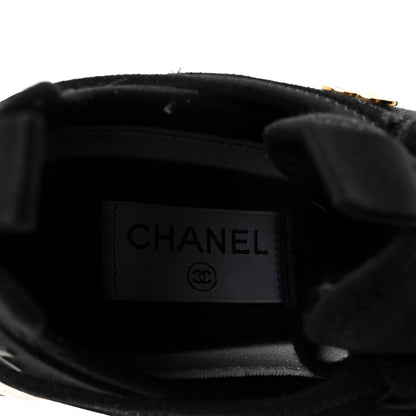 Chanel Velvet Calfskin Mixed Fibers CC Sneakers 38 Black 8 of 10
