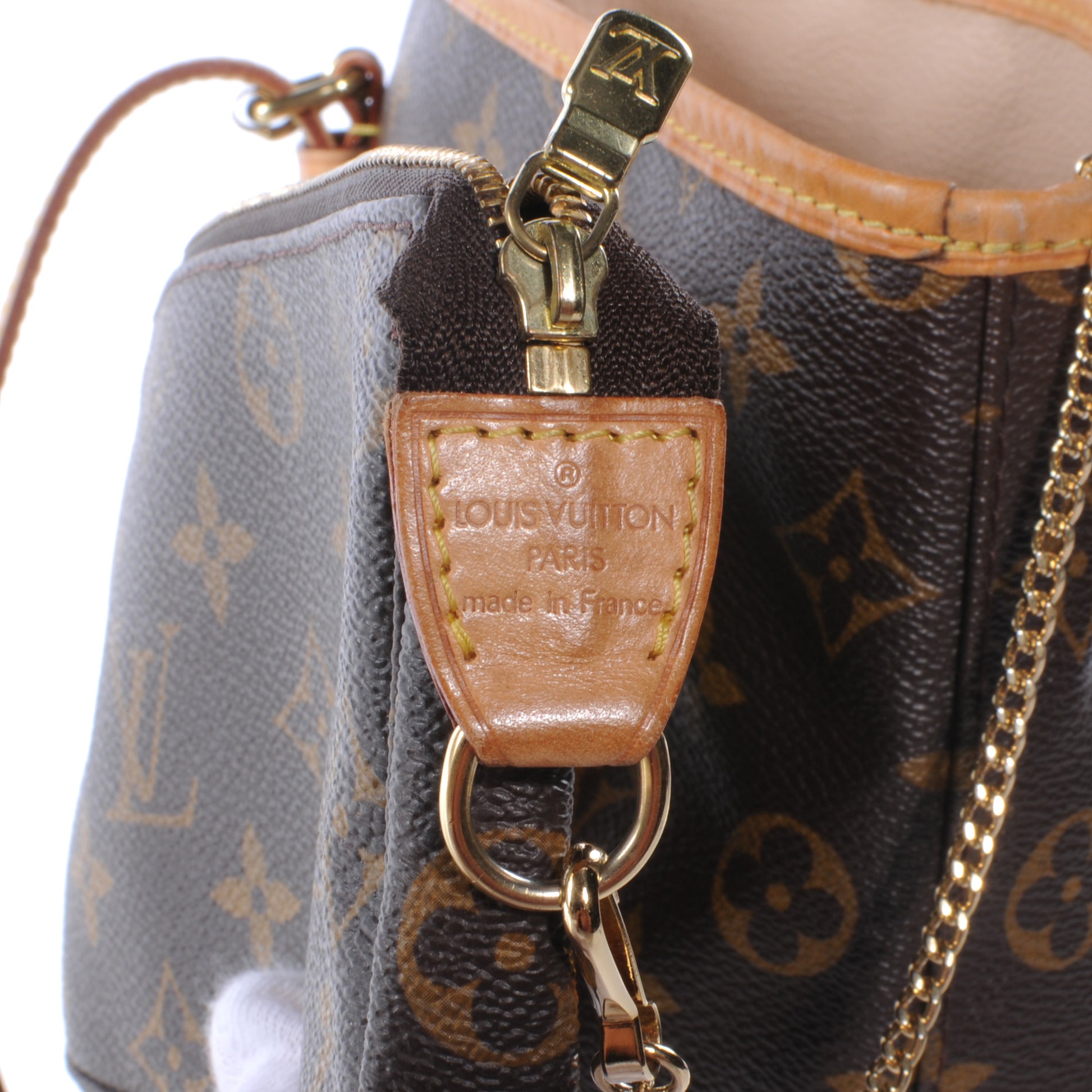 Louis Vuitton Monogram Petit Bucket 23 8 of 8