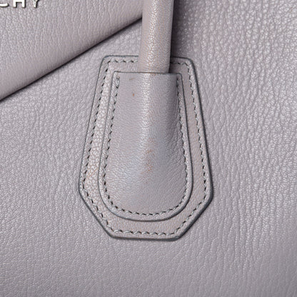 Givenchy Sugar Goatskin Medium Antigona Pearl Grey 25 of 49