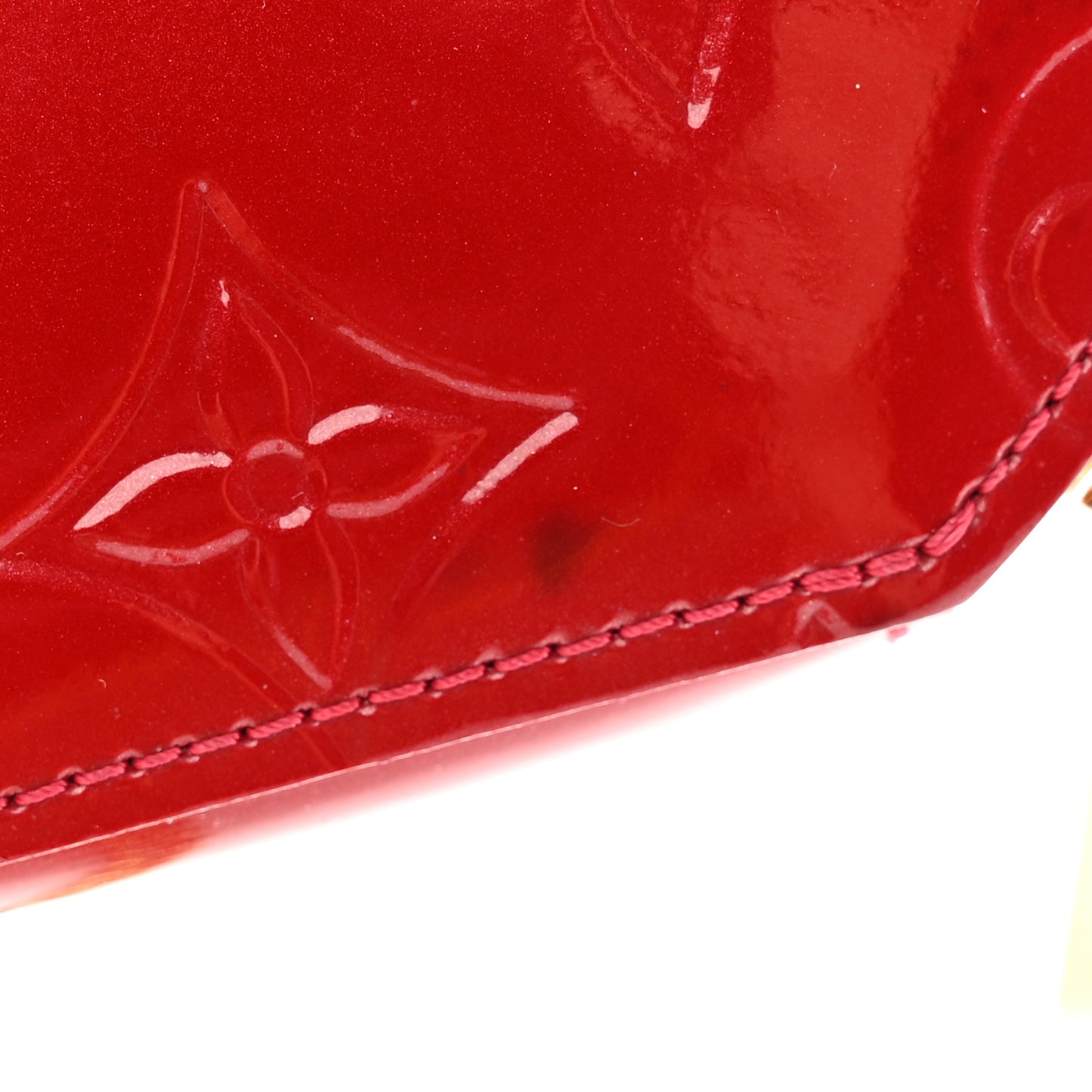 Vernis Chapeau Coin Purse Pomme D'Amour