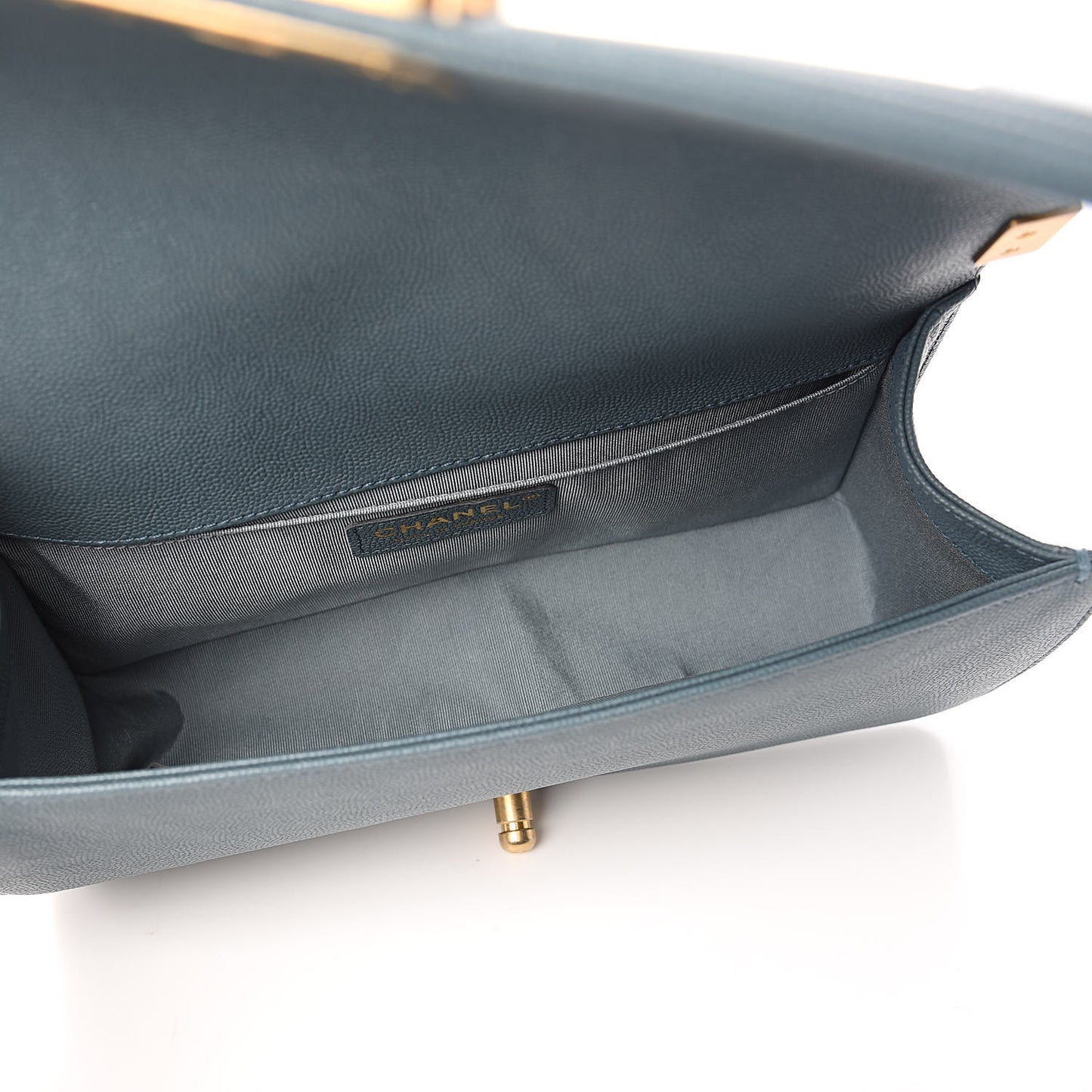 Caviar Quilted Medium Boy Flap Blue