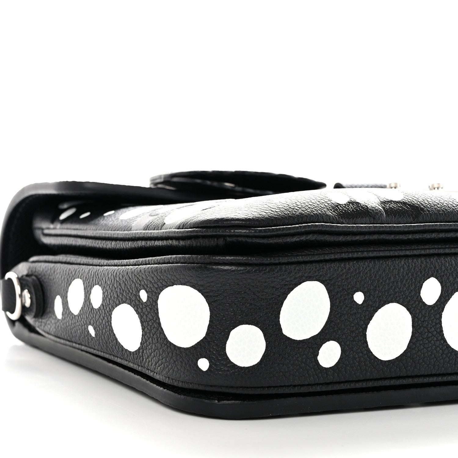 Louis Vuitton LV X YK Empreinte Monogram Giant Pochette Metis Black 9 of 10