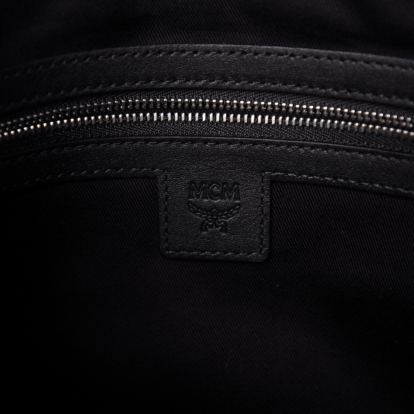 Visetos Medium Zip Pouch Black