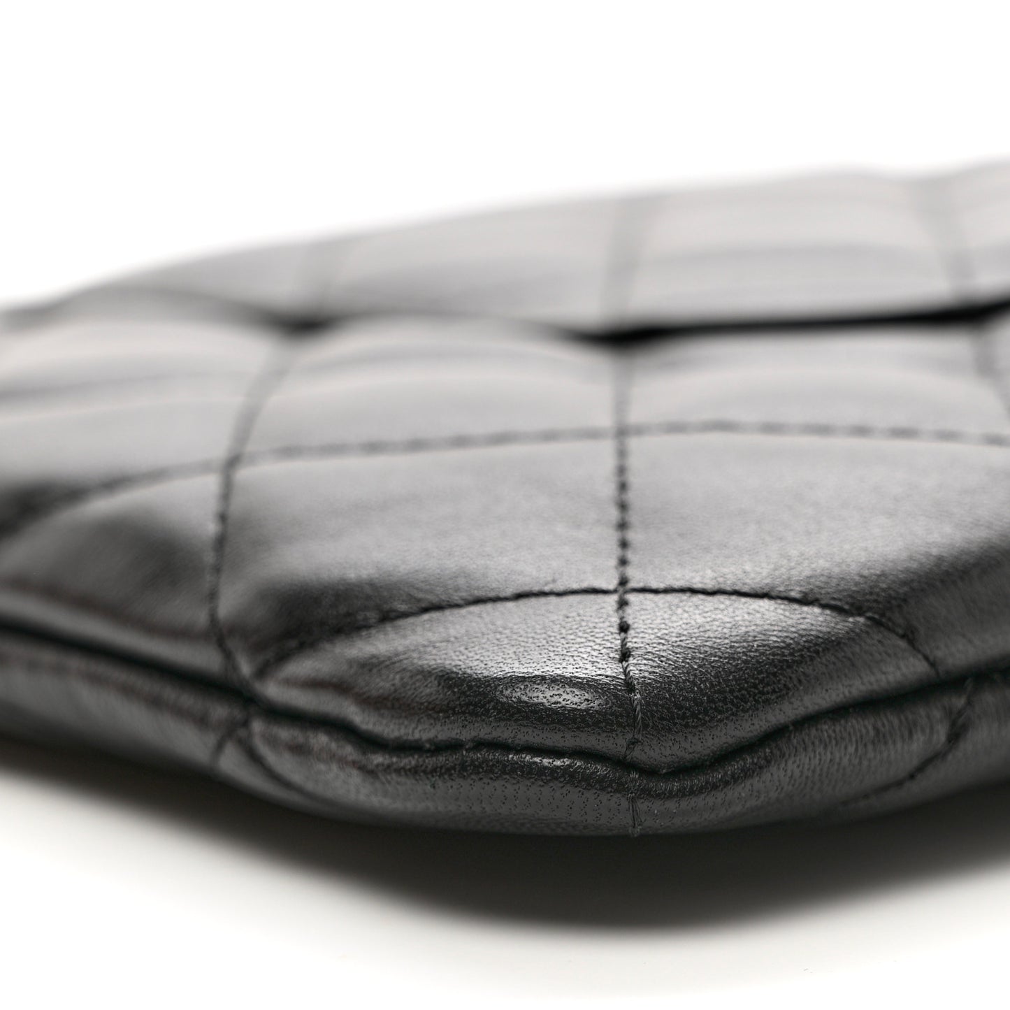 Lambskin Quilted Medium Cosmetic Case Black
