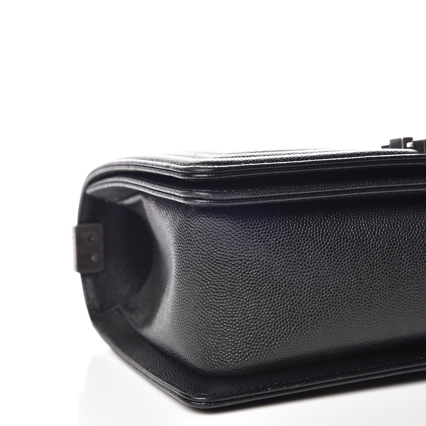 Caviar Quilted Medium Boy Flap Black