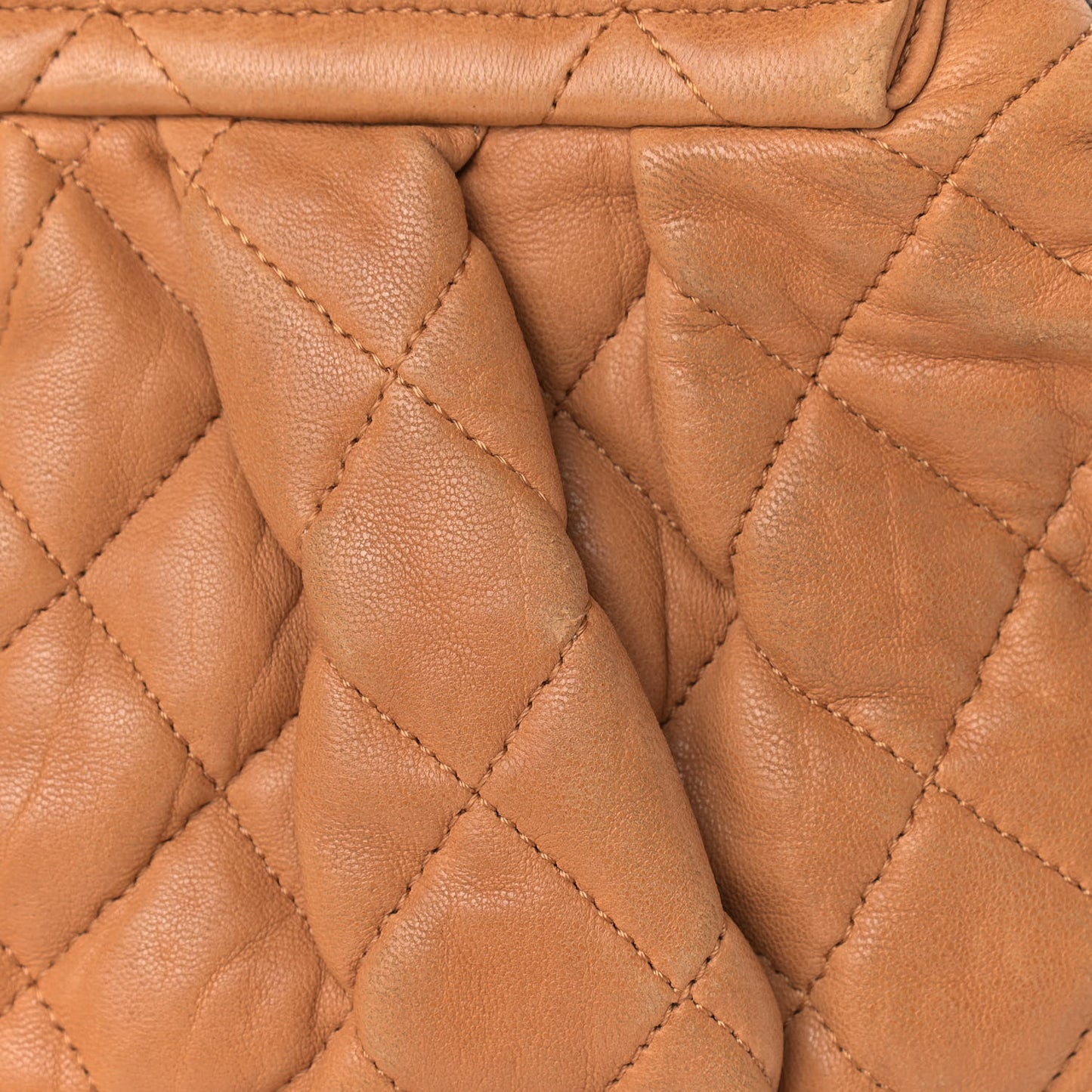 Washed Lambskin Quilted Large Chain Around Messenger Dark Beige