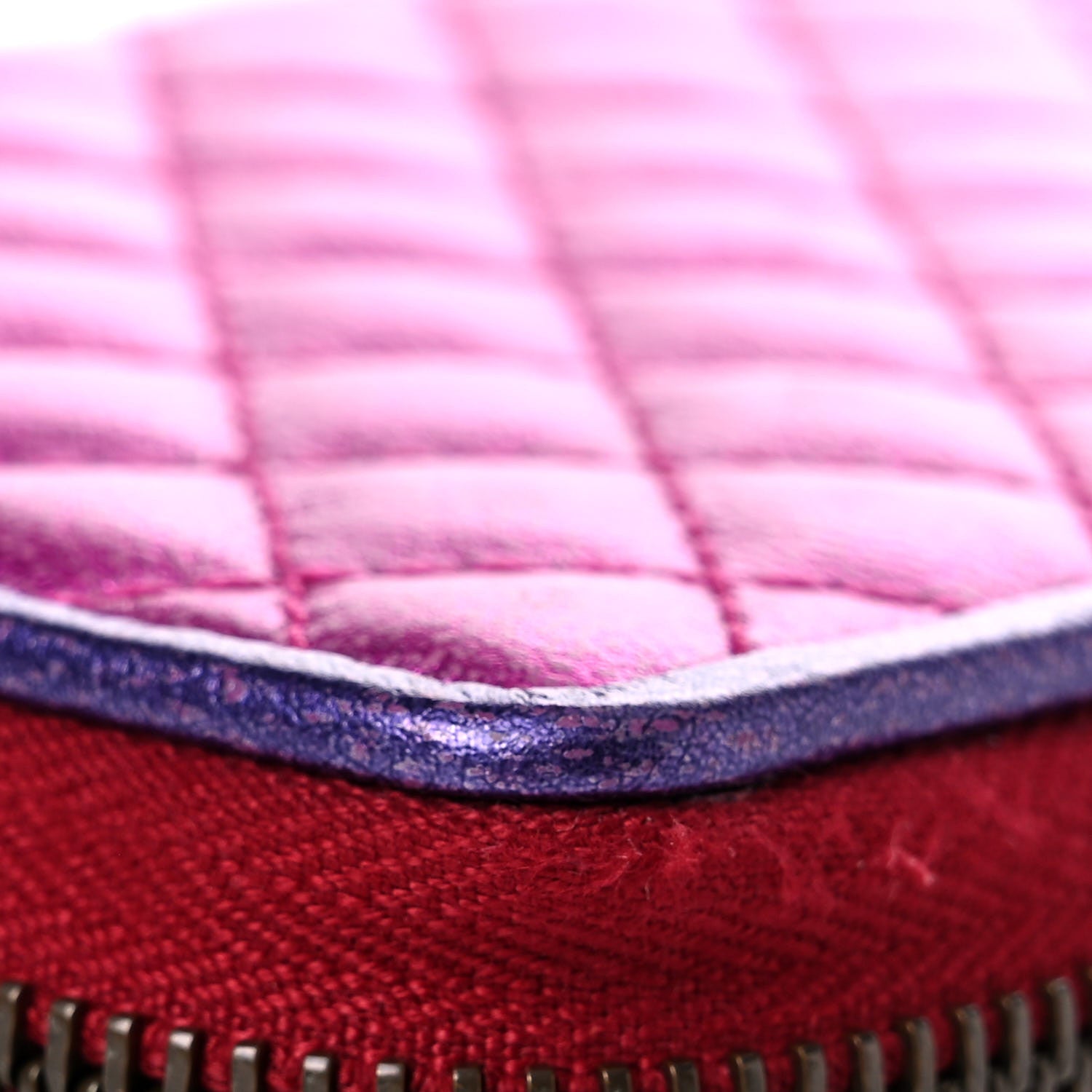 Gucci Laminated Nappa Trapuntata Zumi Zip Around Wallet Rosso Fuxia Bizantin 12 of 13