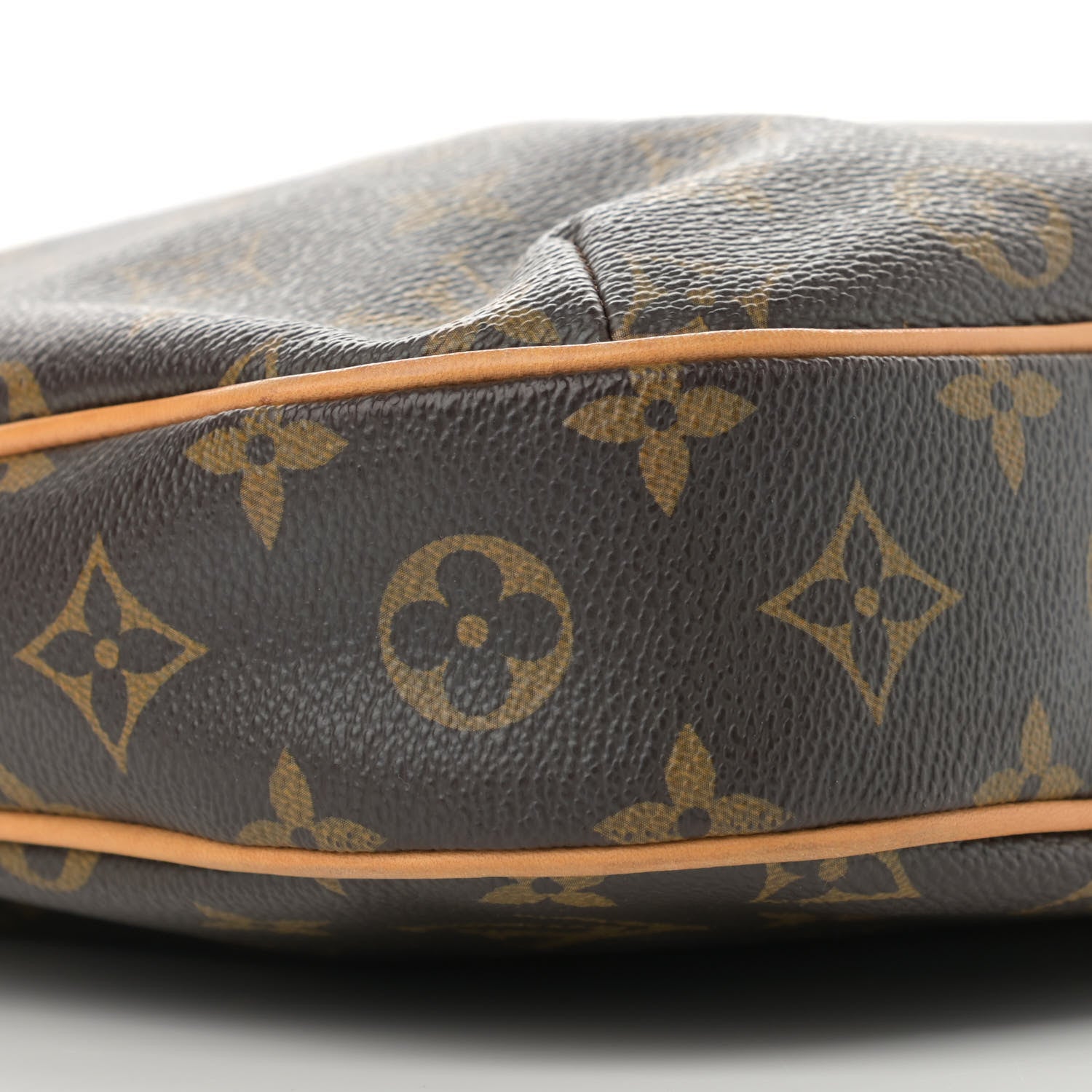Louis Vuitton Monogram Odeon MM 9 of 10
