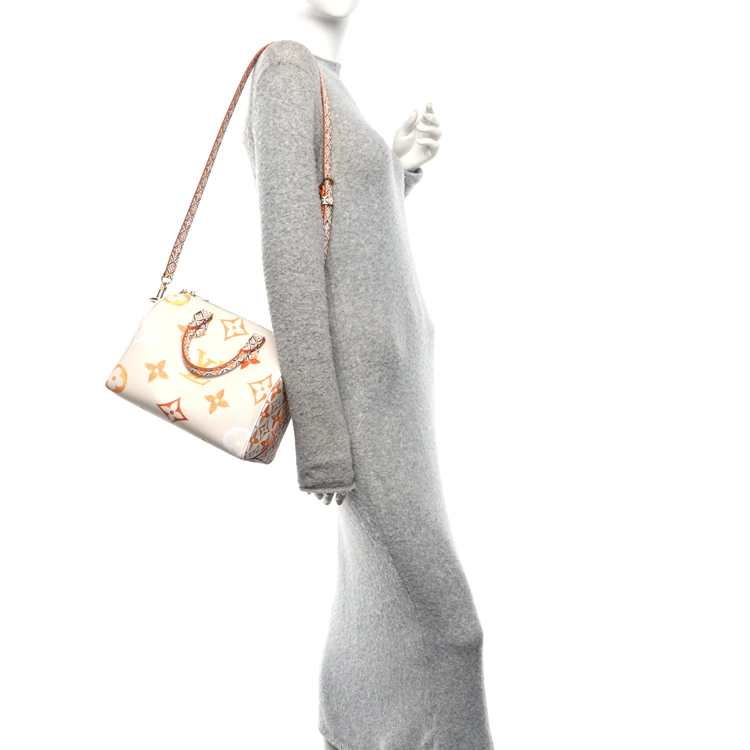 Louis Vuitton Monogram Giant By The Pool 2.0 Speedy Bandouliere 25 Apricot 2 of 11