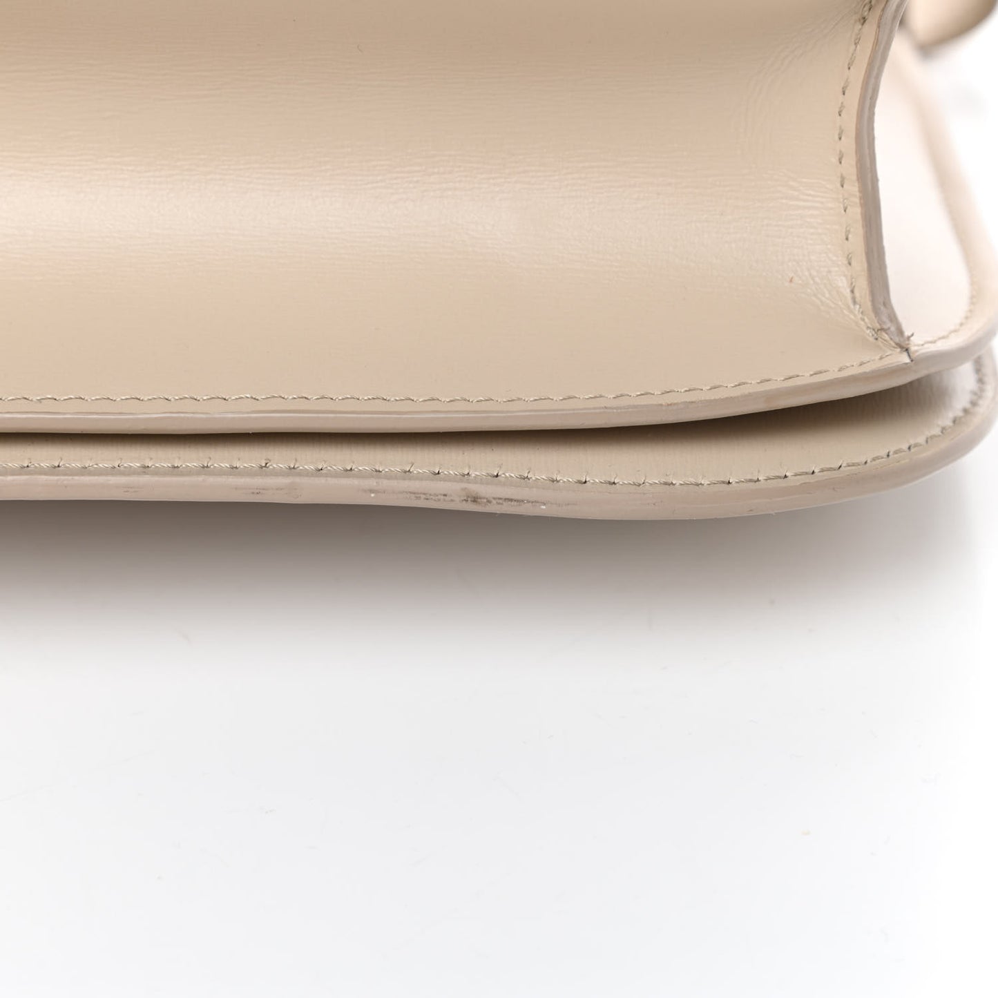 Box Calfskin Medium Classic Box Flap Bag Powder