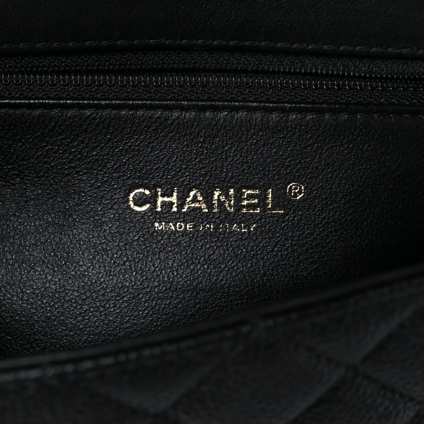 Caviar Quilted Medium CC Filigree Flap Black