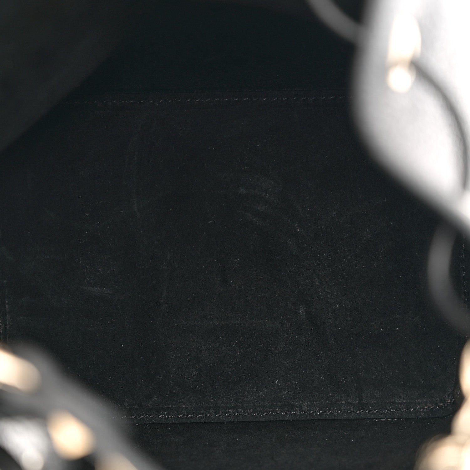 Valentino Garavani Grained Calfskin Rockstud Bucket Bag Black 5 of 10