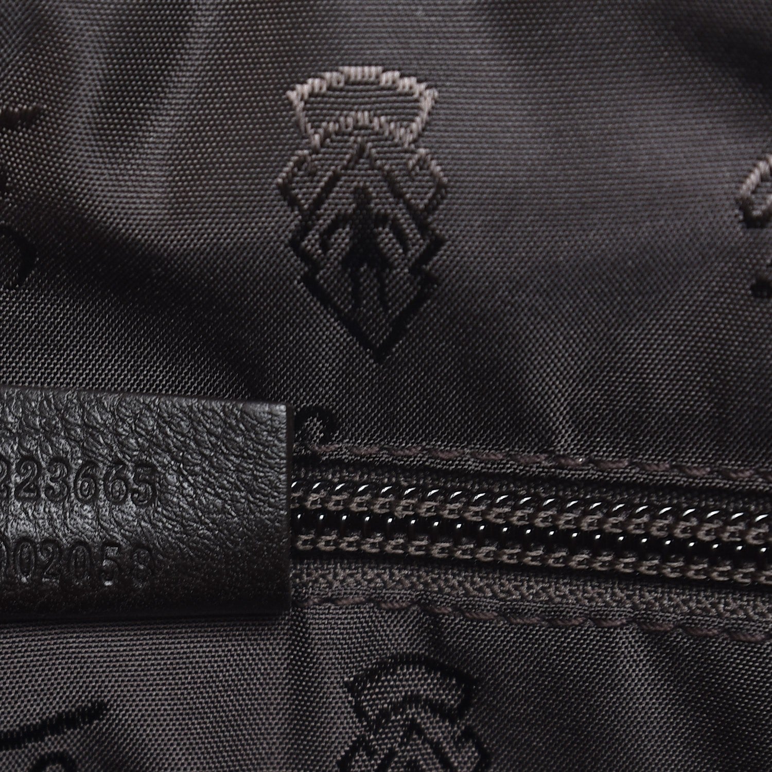 Gucci Guccissima Medium Flap Messenger Bag Black 7 of 8